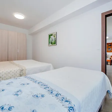 Apartment Augusta Mare *